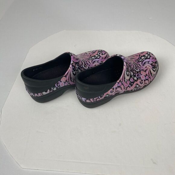 Crocs Womens Sz 6 Duel Comfort At Work Neria Pro II Graphic Pink Paisley Clogs - Picture 6 of 12